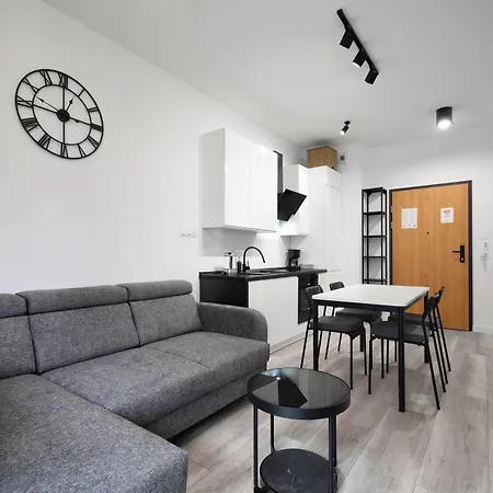 RentPlanet - Apartament Bałtycka II-2